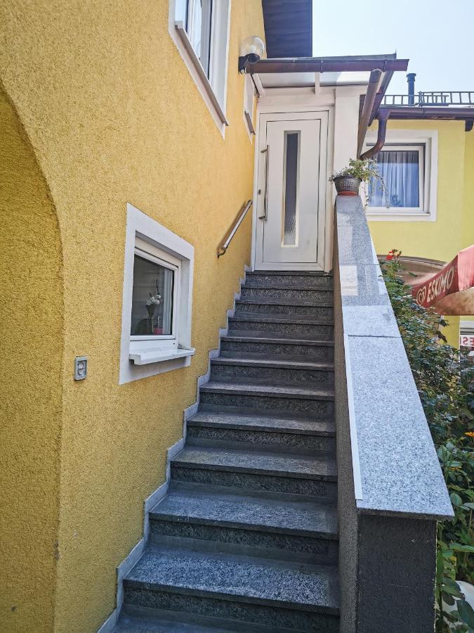 Appartement 11a *
